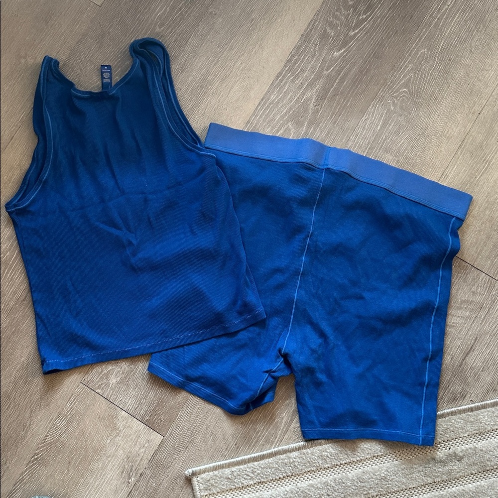SKIMS | Ribbed Tank and Shorts Set - Picture 7 of 7